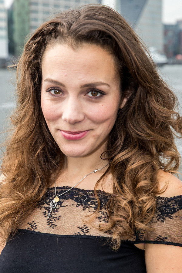 Nzinga Sordam backdrop