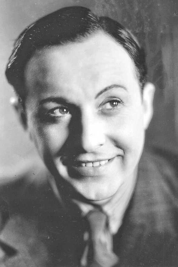 Nils Ericsson backdrop