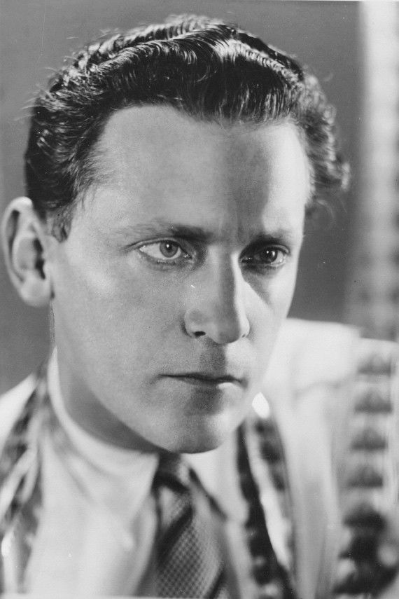 Per-Axel Branner backdrop