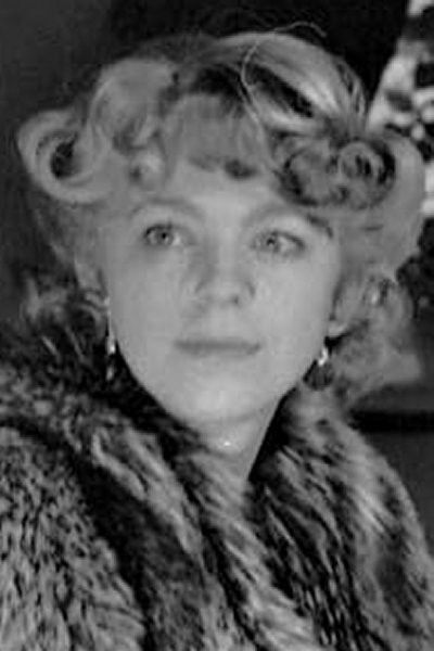 Anne Wedege-Mathiasen backdrop