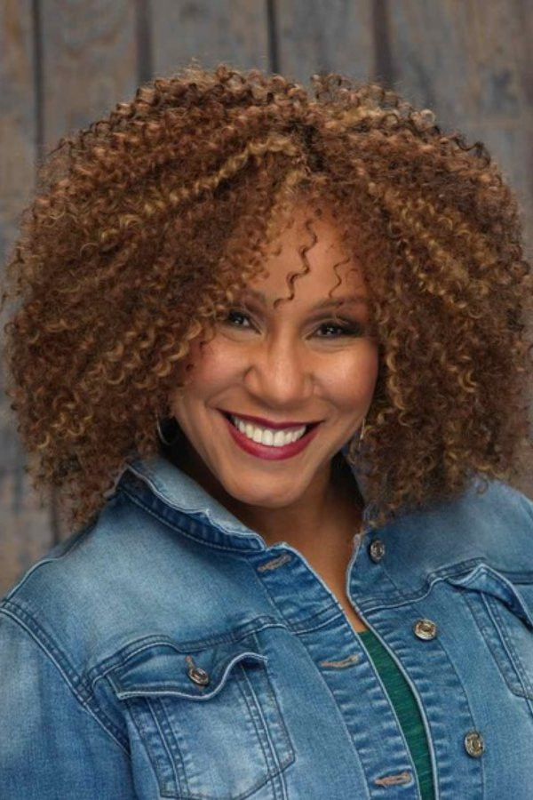 Cynthia L. Leon backdrop