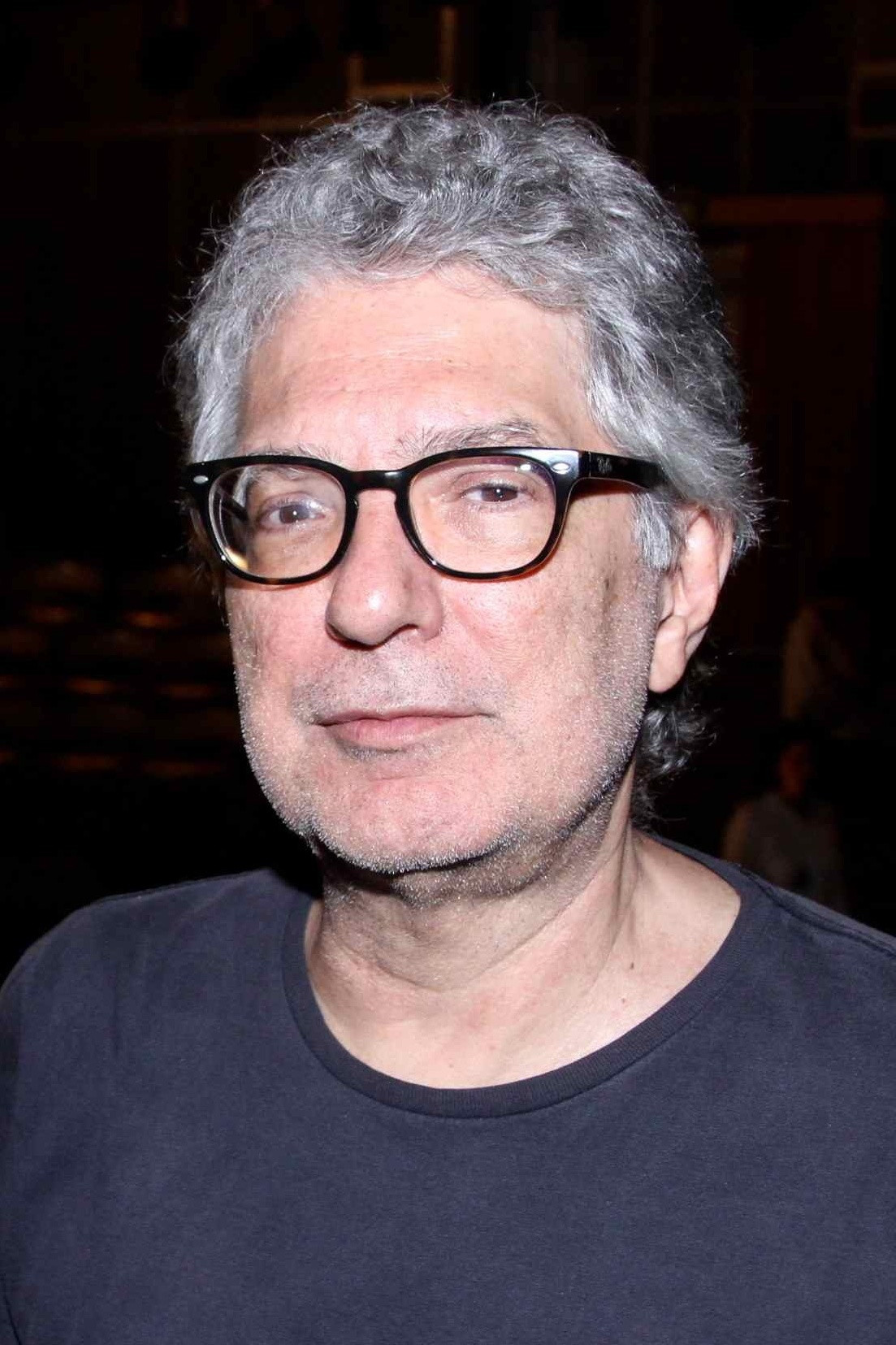 Hamilton Vaz Pereira backdrop