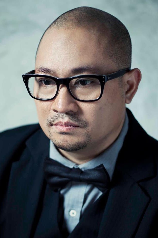 Pedring Lopez backdrop