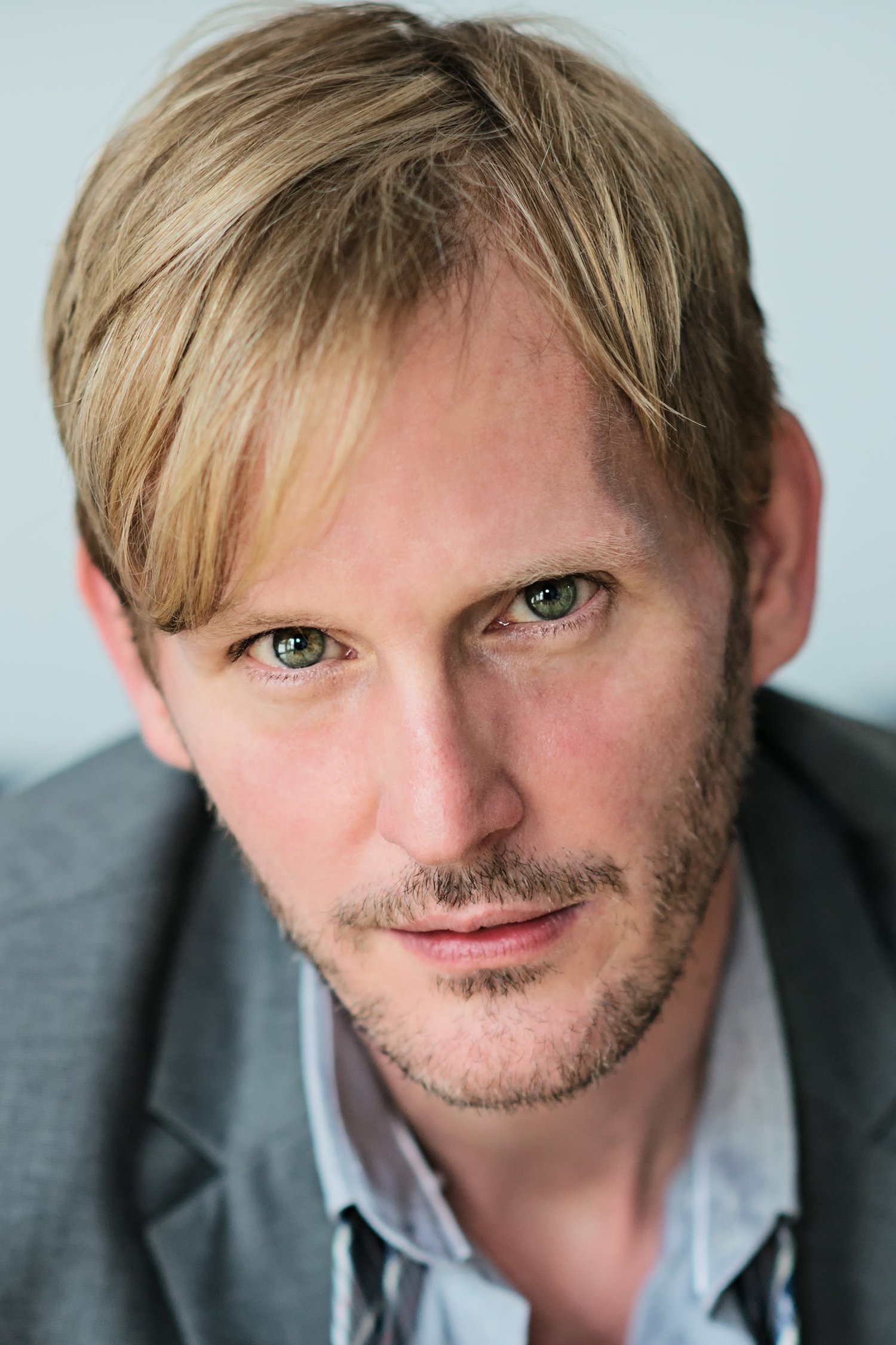 Christopher Tyson backdrop