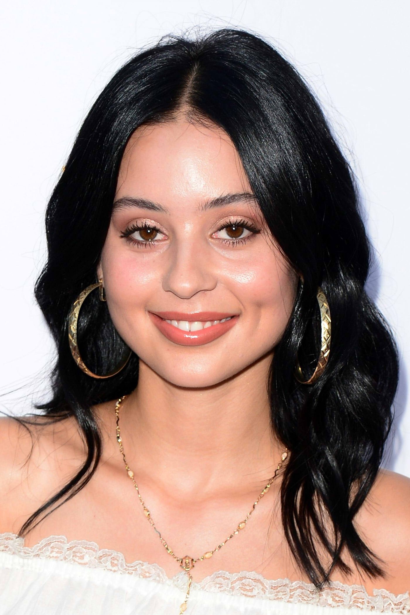 Alexa Demie backdrop