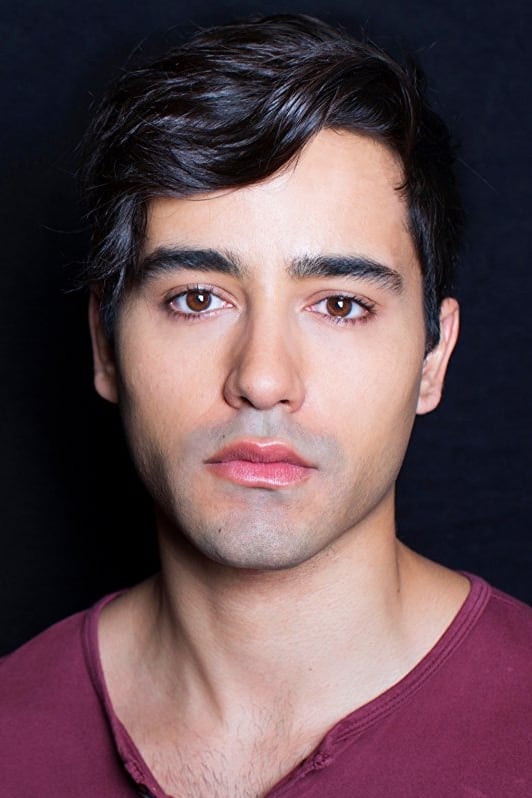 Evan Bittencourt backdrop