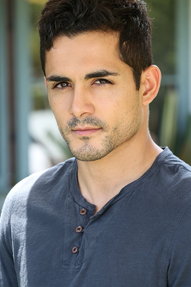 Gabriel De Santi backdrop