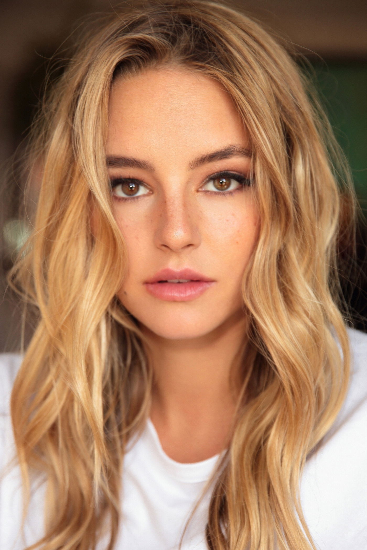 Hassie Harrison backdrop