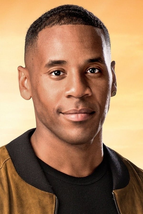 Reggie Yates backdrop