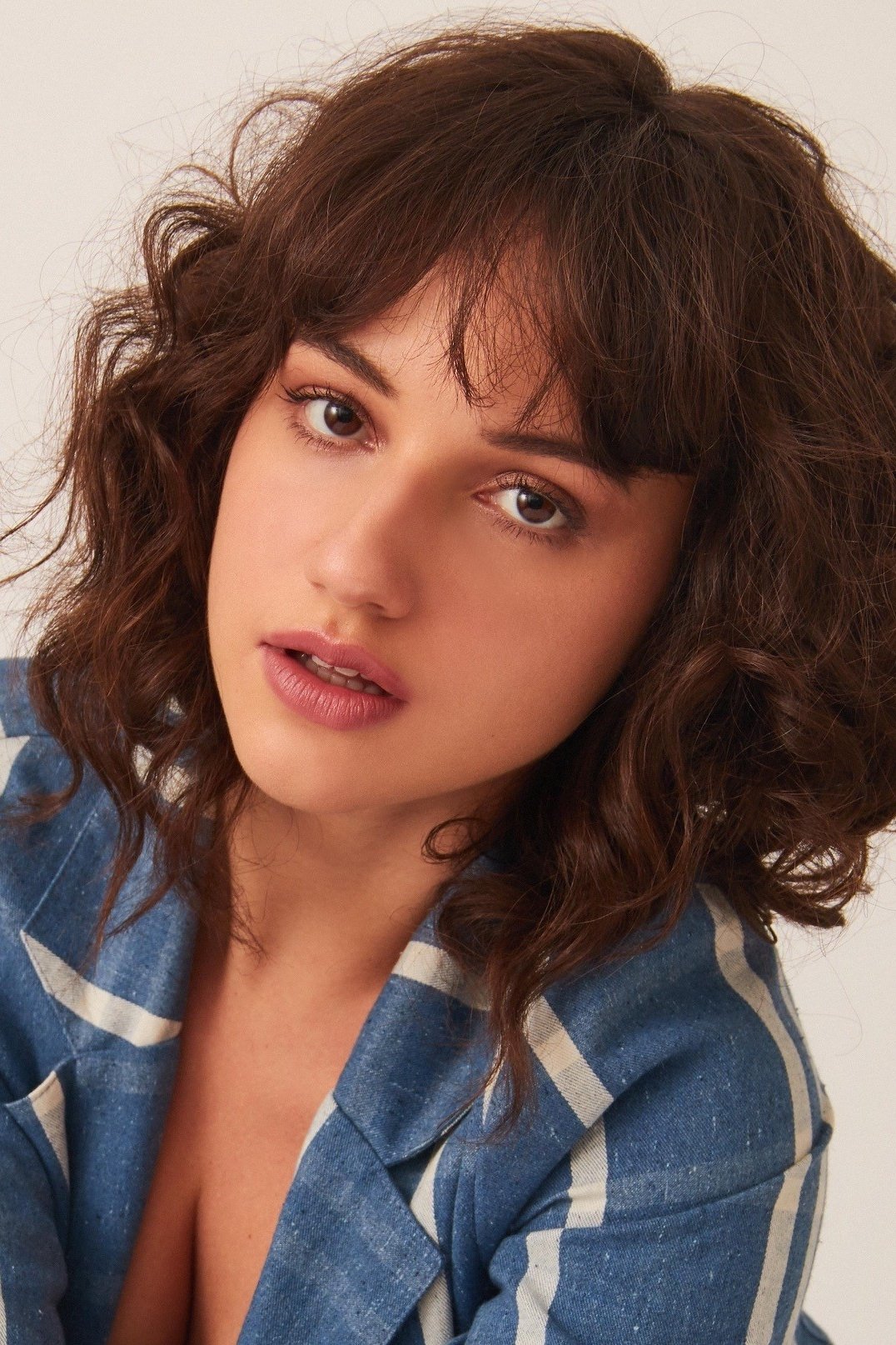 Samya Pascotto backdrop