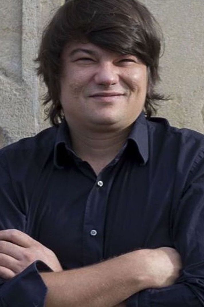 Bernard Bellefroid backdrop