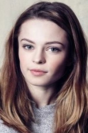 Louise Nyvall backdrop