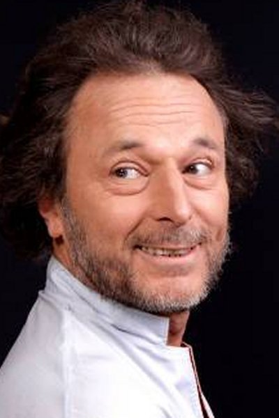 Mihal Karliëz backdrop