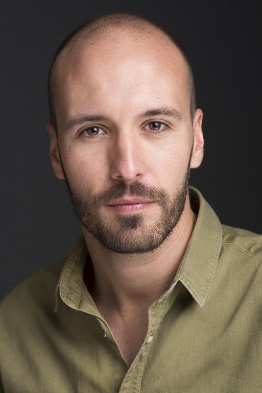 Mateo Rufino backdrop