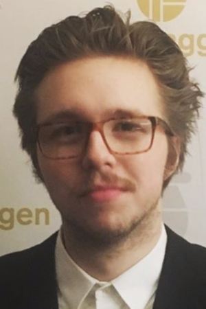 Ludvig Gür backdrop