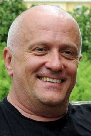 Alen Marsel backdrop