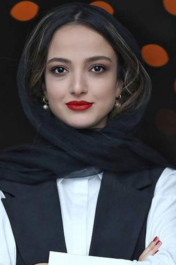 Neda Jebraeili backdrop