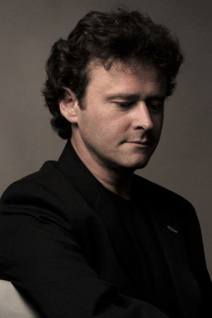 Sylvain Luc backdrop