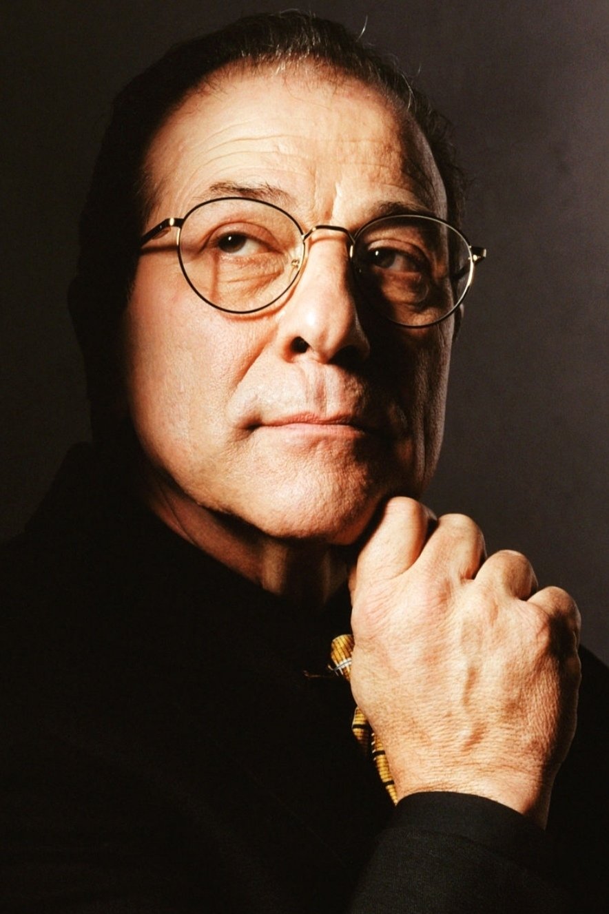 Dan Grimaldi backdrop