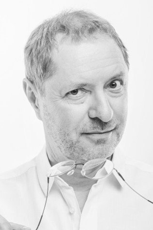 Dmitrij Denisiuk backdrop