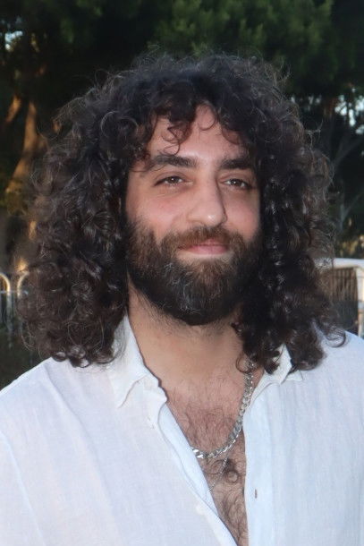 Itay 'Tuna' Zvolon backdrop