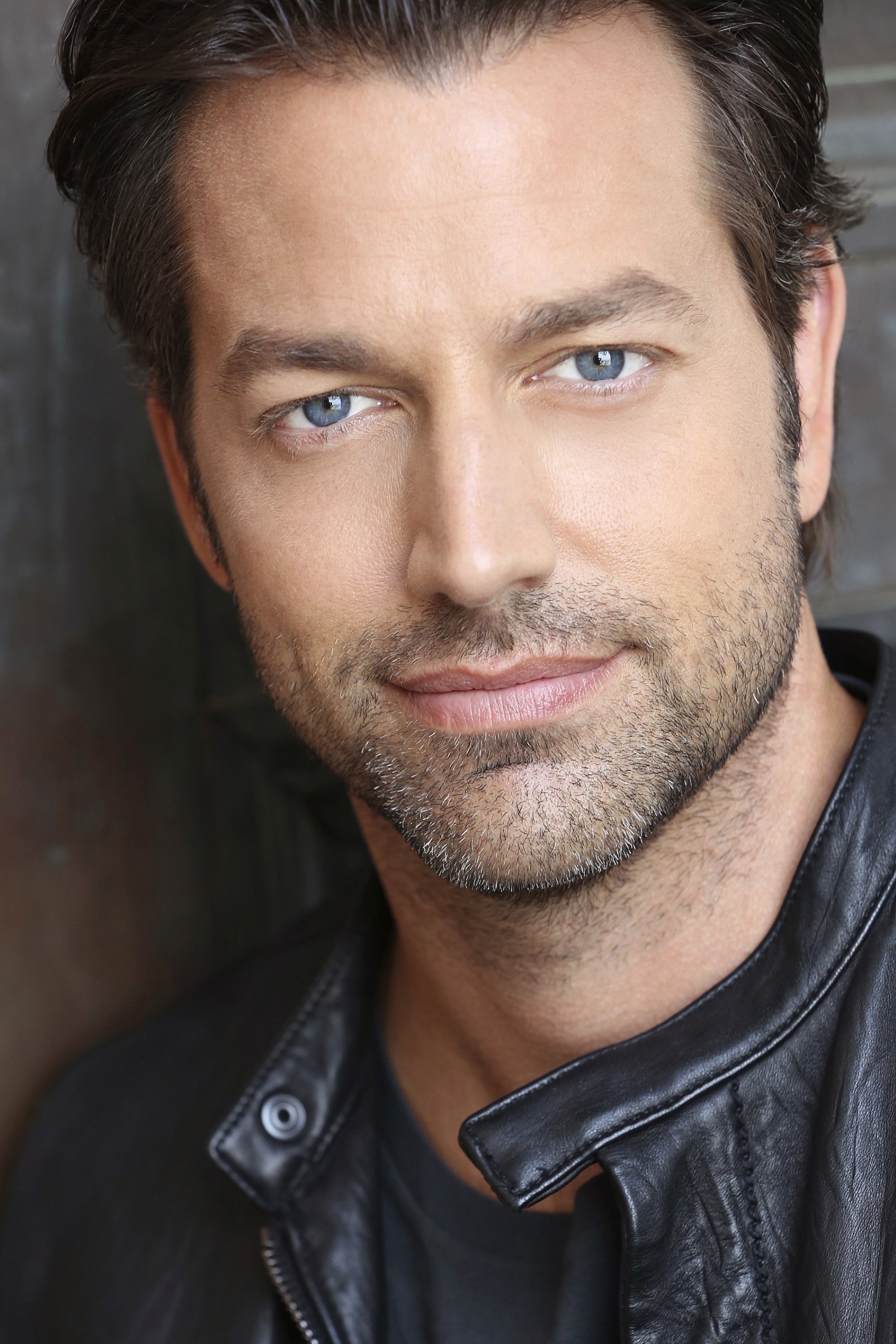 Dimitri Lekkos backdrop