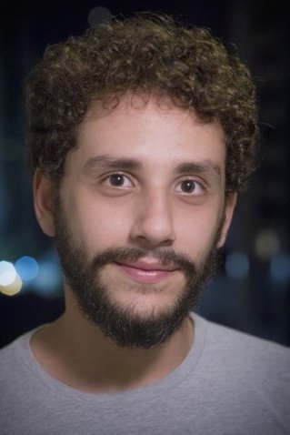 Carlos Eduardo Ferraz backdrop