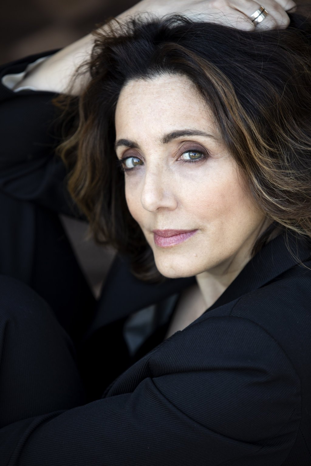 Manuela Mandracchia backdrop