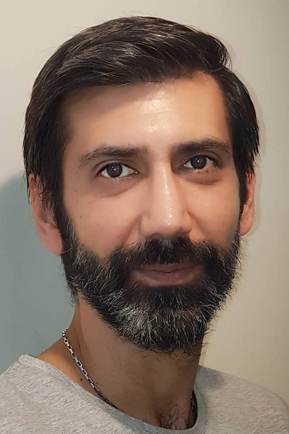 Sina Razani backdrop