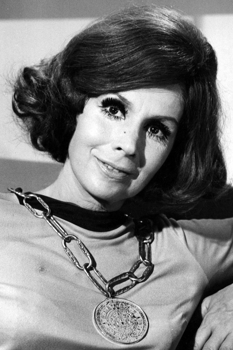 Malvina Pastorino backdrop