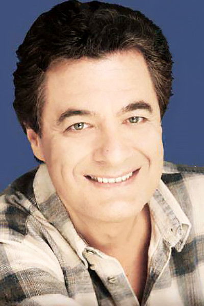 Giannis Petropoulos backdrop