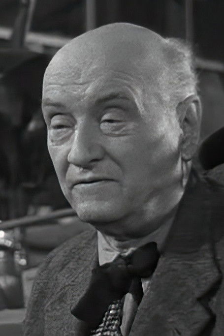 Pierre Juvenet backdrop