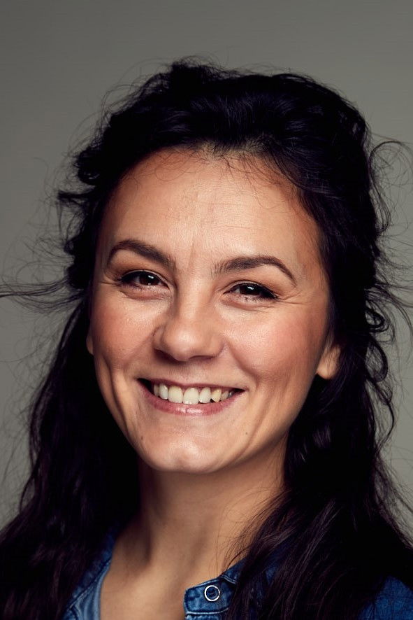 Evrim Akyigit backdrop