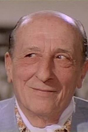 Renato Malavasi backdrop