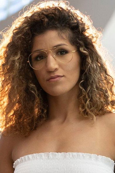 Pannie Kianzad backdrop