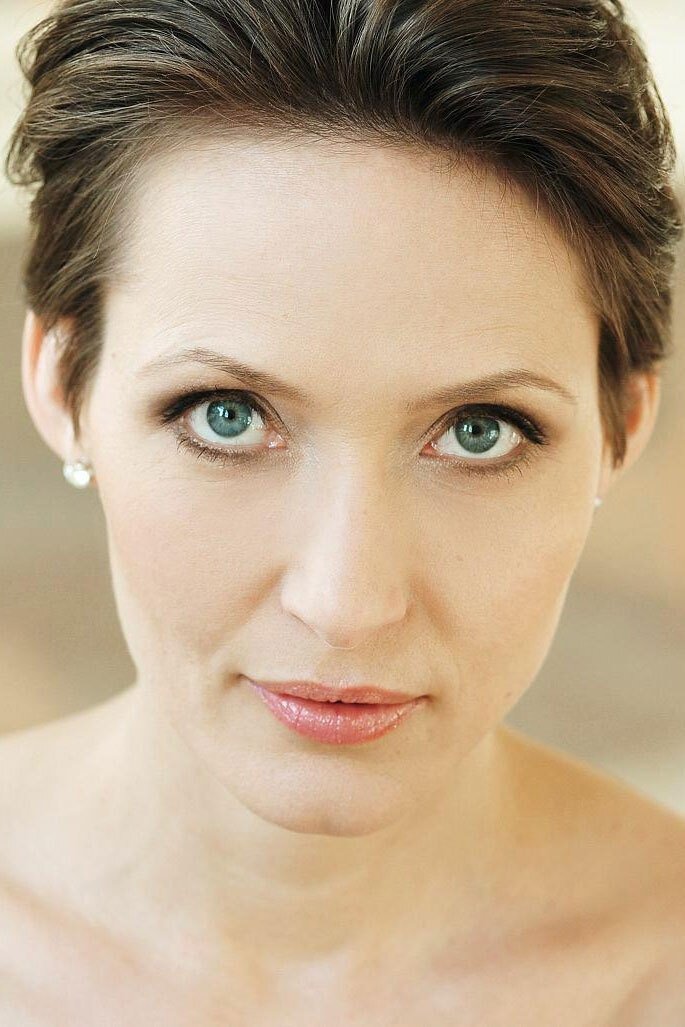 Ina Rudolph backdrop