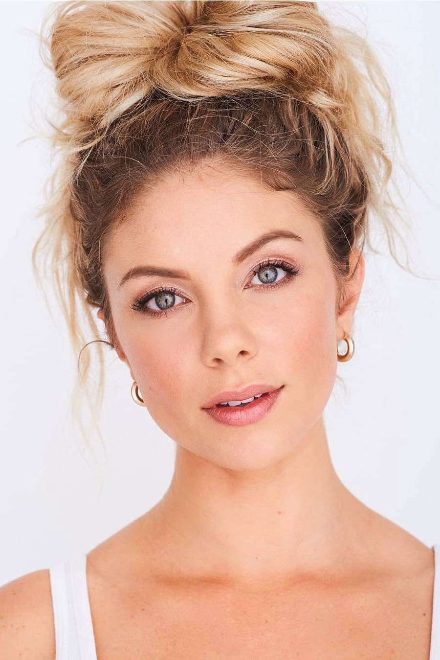 Jolyne Lowery backdrop