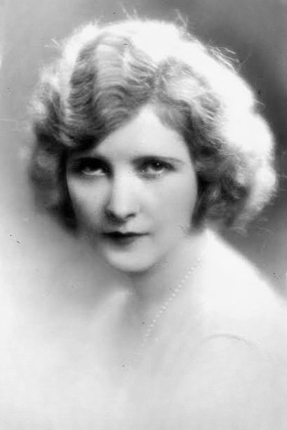 Marquisette Bosky backdrop