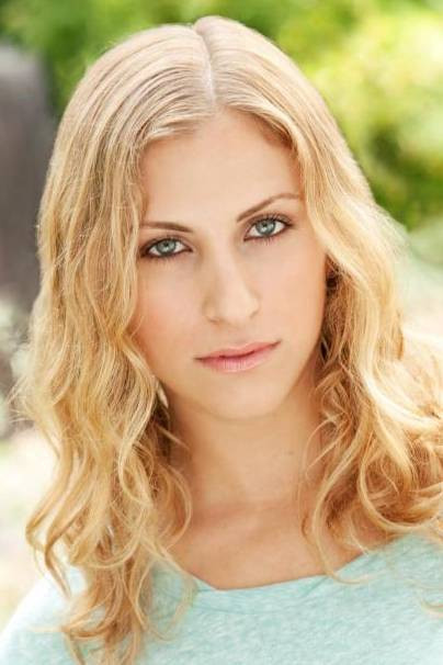 Ali Skye Bennet backdrop