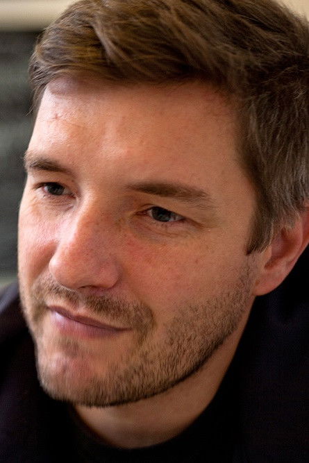 Isti Madarász backdrop