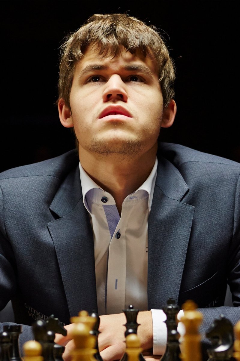 Magnus Carlsen backdrop