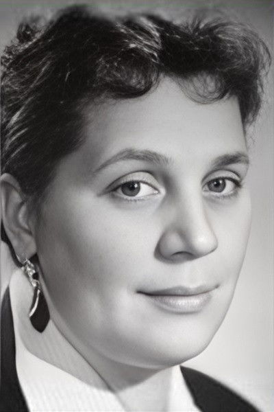 Yelizaveta Kuzyurina backdrop