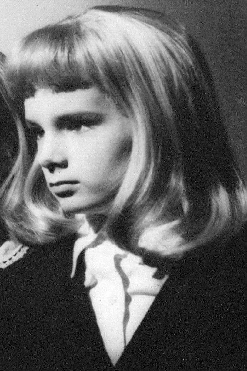 Lesley Scoble backdrop