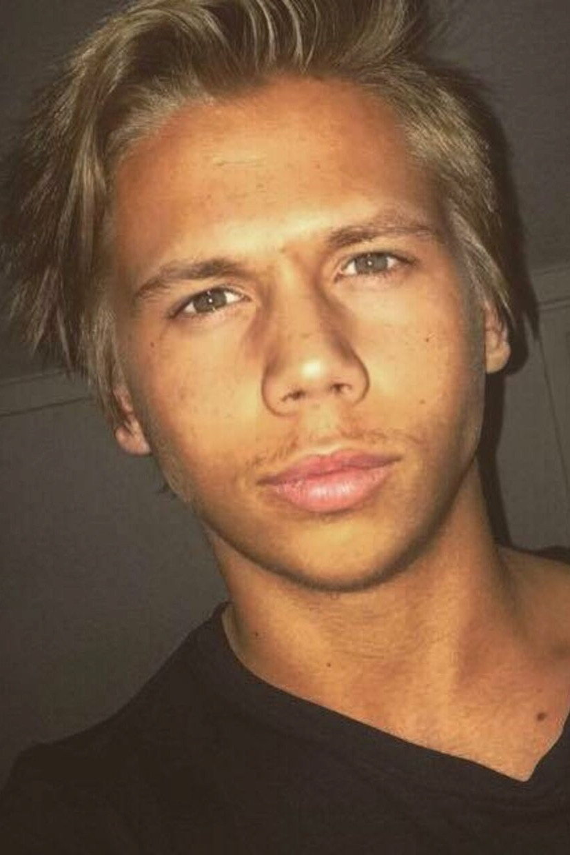 Thomas Norgreen Nielsen backdrop