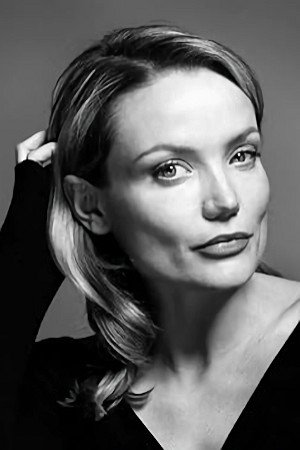 Anna Samson backdrop