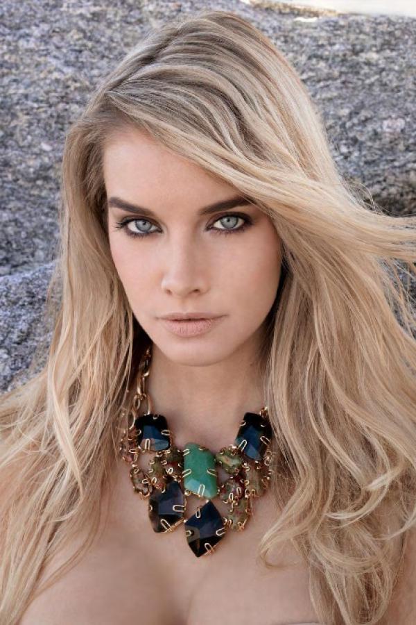 Emily Maddison backdrop