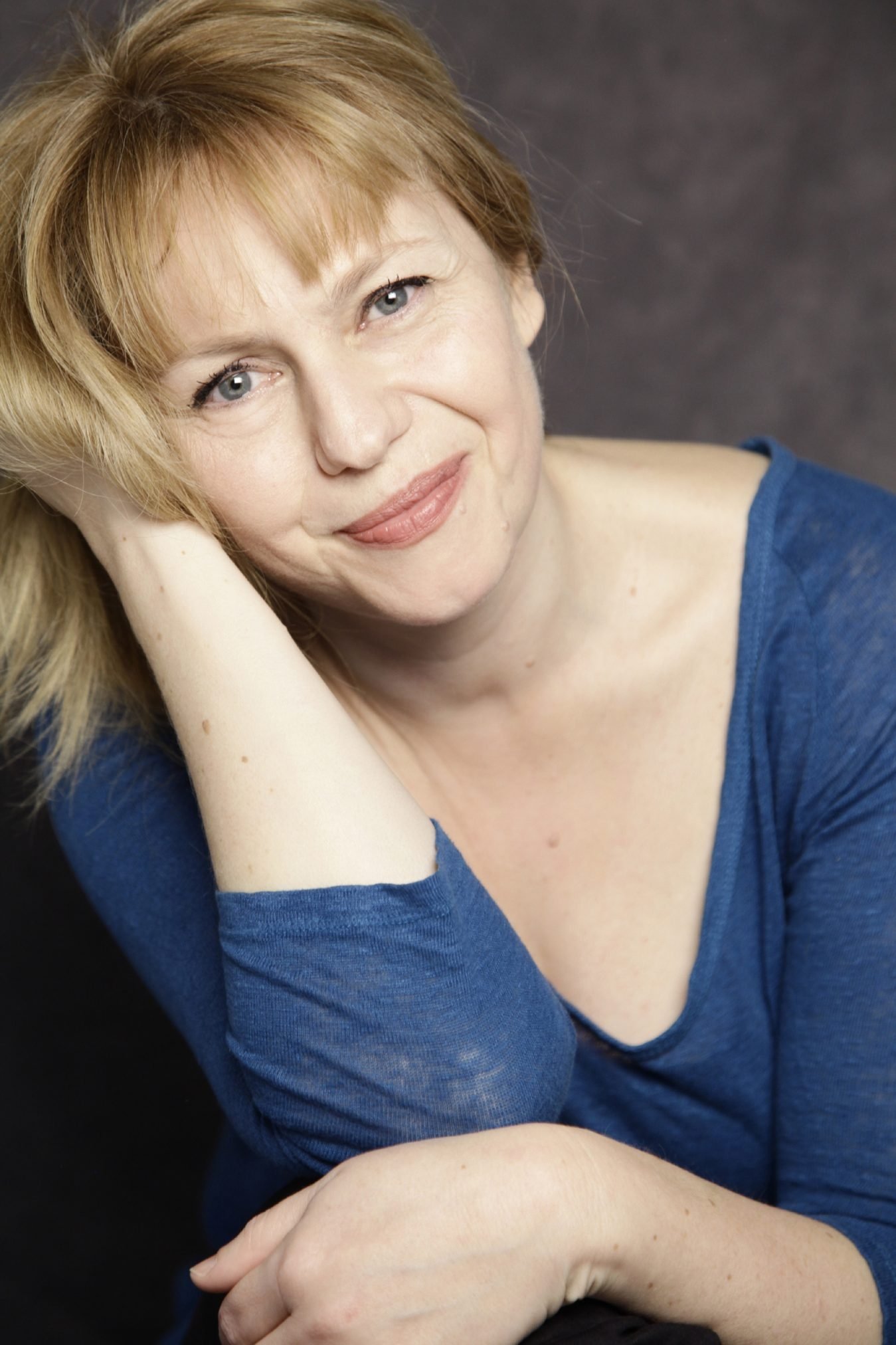 Delphine Bibet backdrop