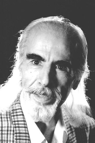 Mostafa Oskooyi backdrop