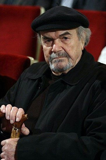 Valiyollah Shirandami backdrop