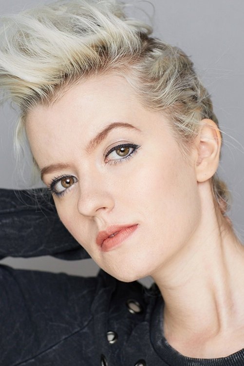 Skyler Davenport backdrop